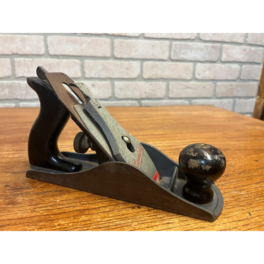 Vintage Stanley Handyman Planer Woodworking Tool USA 9.5" Wood Plane