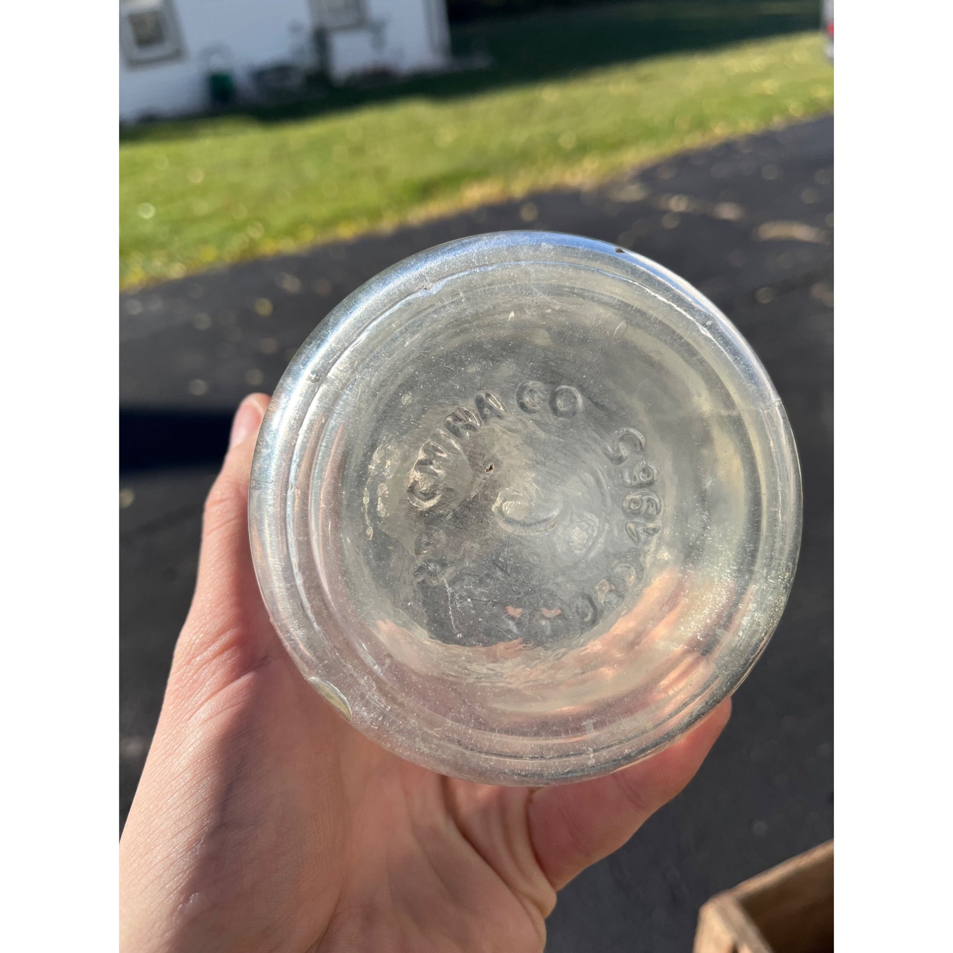 Vintage 1965 Thatchers Dairy Quart Milk Bottle Ceramic Lid Crownford China