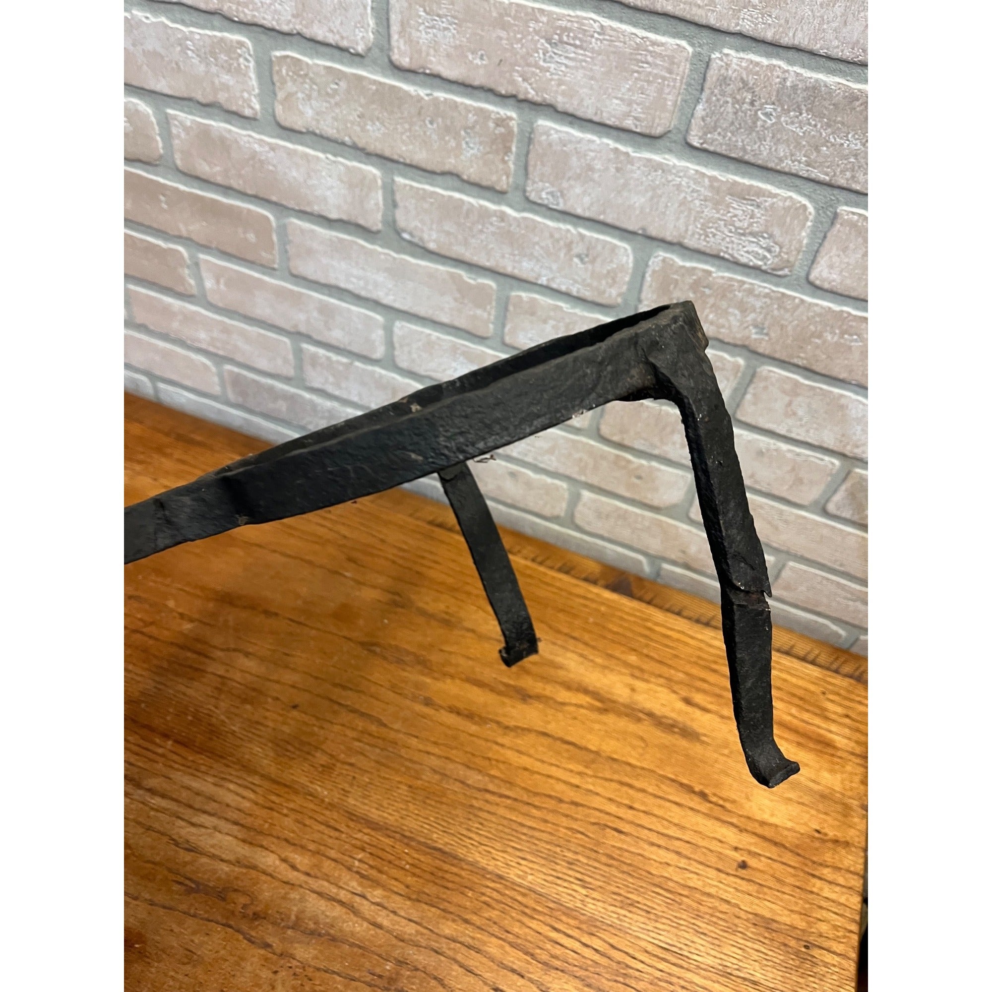 Large 19th c. Antique Wrought Iron Blacksmith Forged Fireplace Hearth Trivet 25"