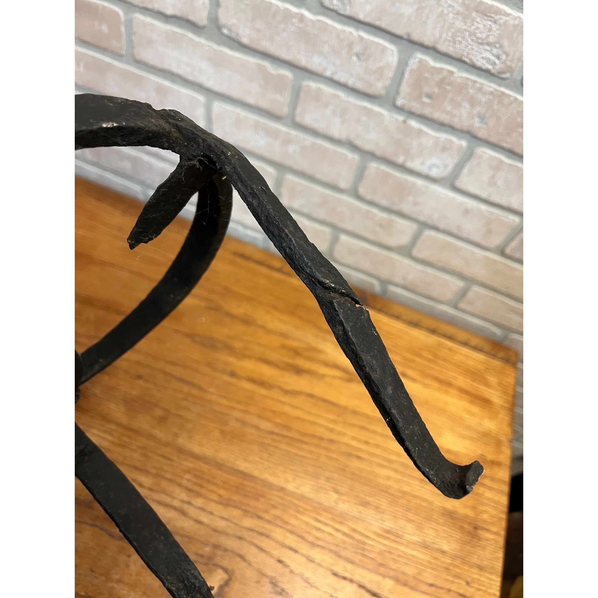 Large 19th c. Antique Wrought Iron Blacksmith Forged Fireplace Hearth Trivet 25"