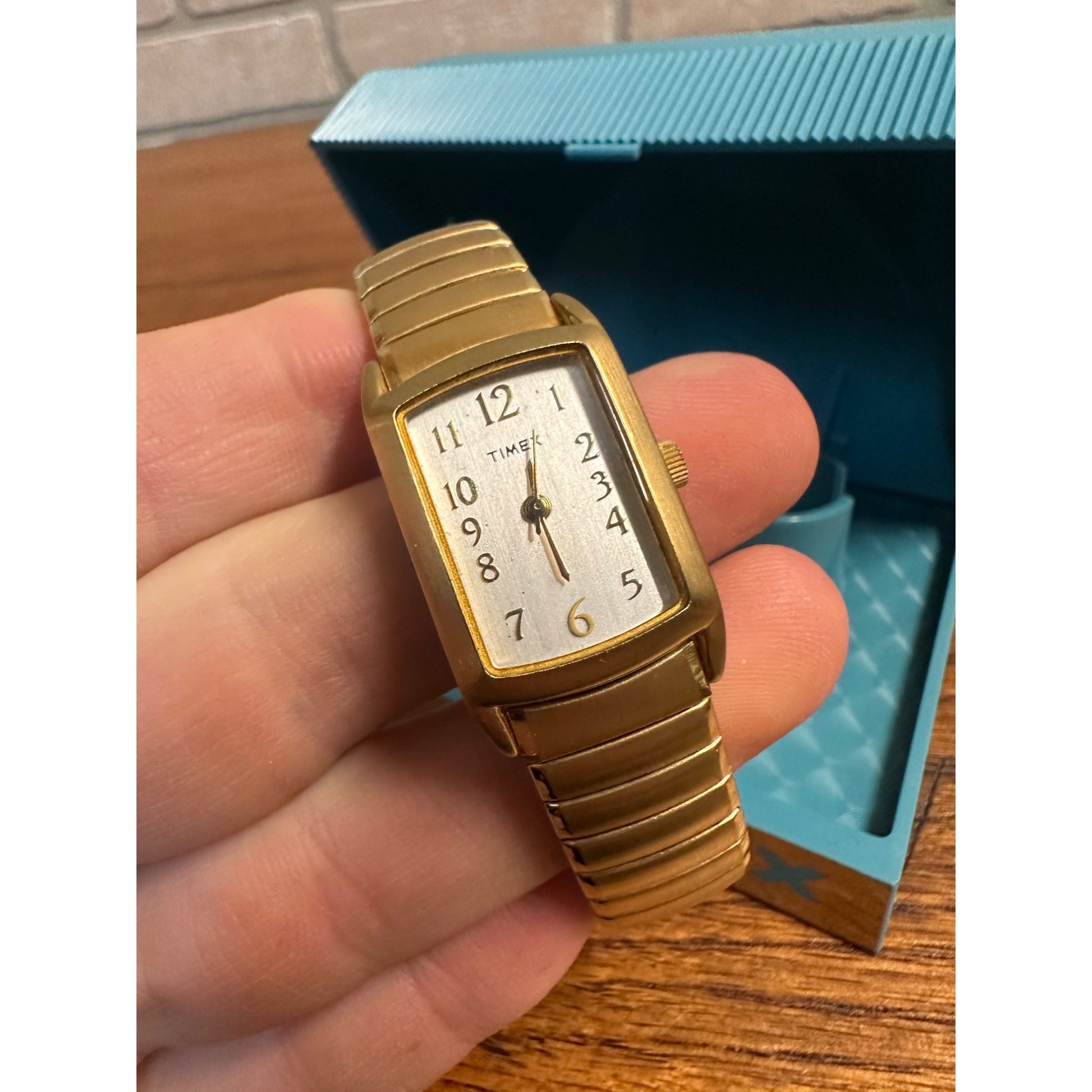 Vintage Timex Women's Gold Tone Wrist Watch SR521SW w/ Blue Case
