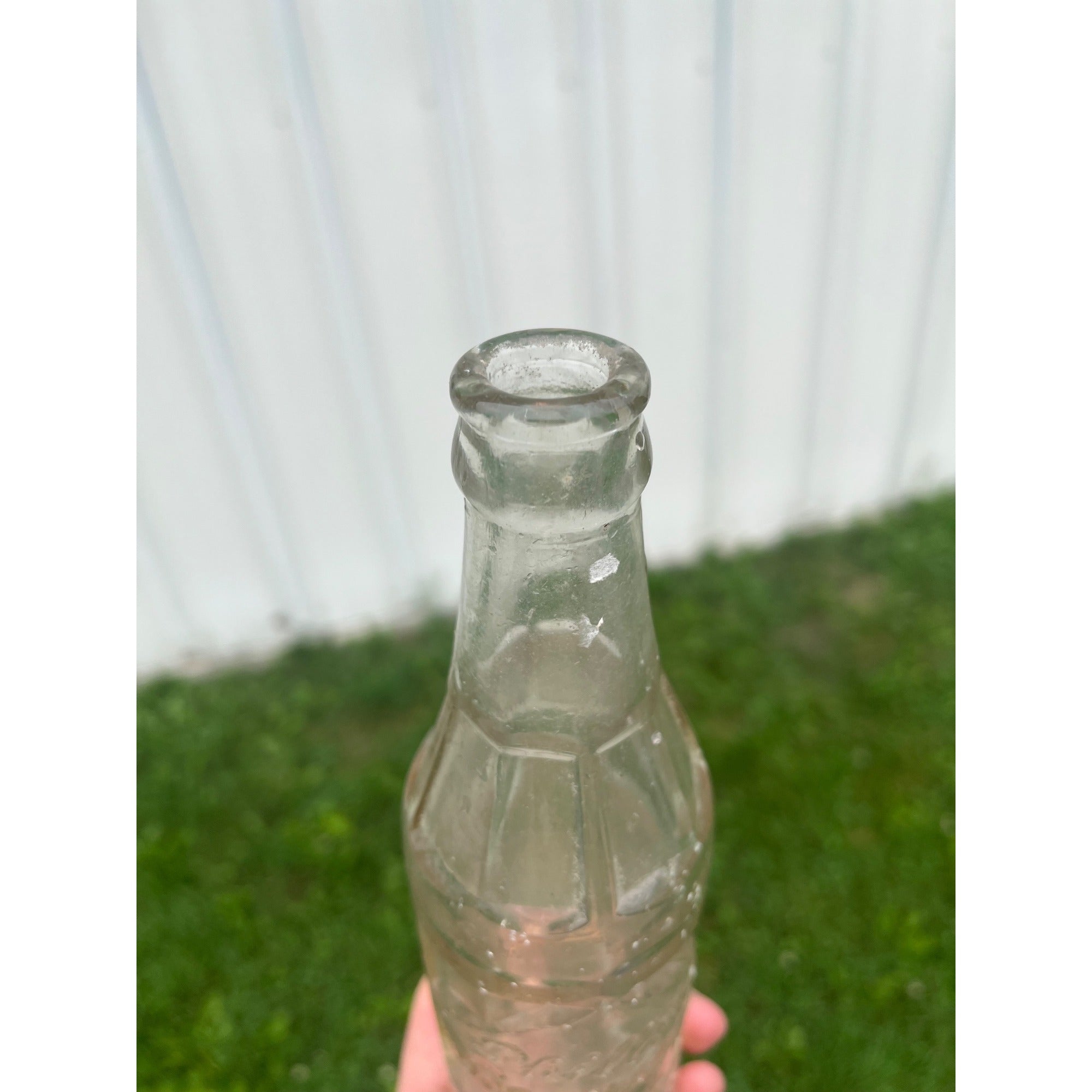 1930s Phillips Beverages Coca Cola Embossed Glass Soda Bottle 7 oz. Phillips WIS.