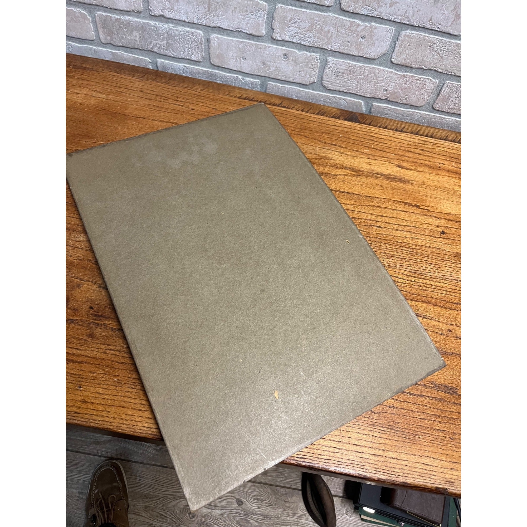 Vintage 1/2 Gallon Plastique Ice Cream Soda Fountain Advertisement Sign RARE