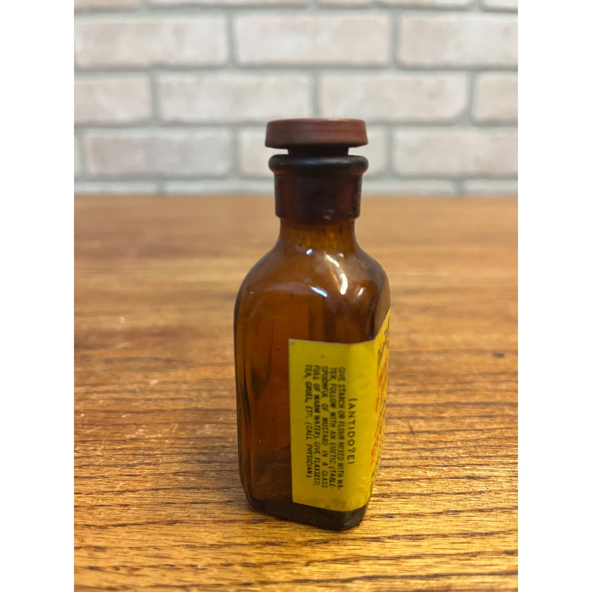 Vintage Pharm Med Tincher of Iodine Poison Bottle Skull Crossbones