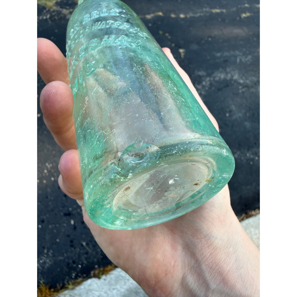 Antique Wheeler Bros Waukesha Soda Water Co Wis Aqua Bottle Crown Top