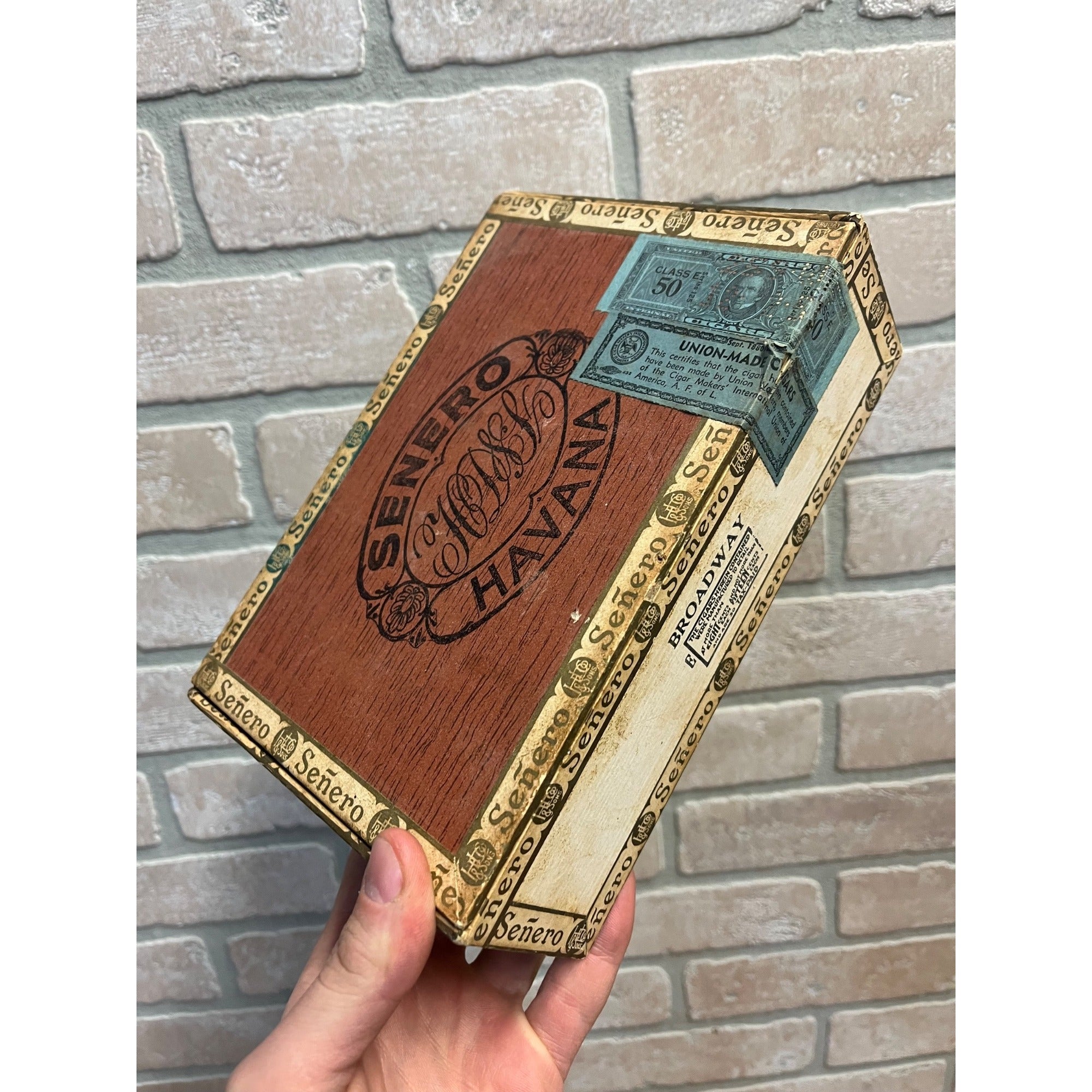 Vintage 1900s H Derksen & Sons Oshkosh Wisconsin Senero Cigar Box Advertising