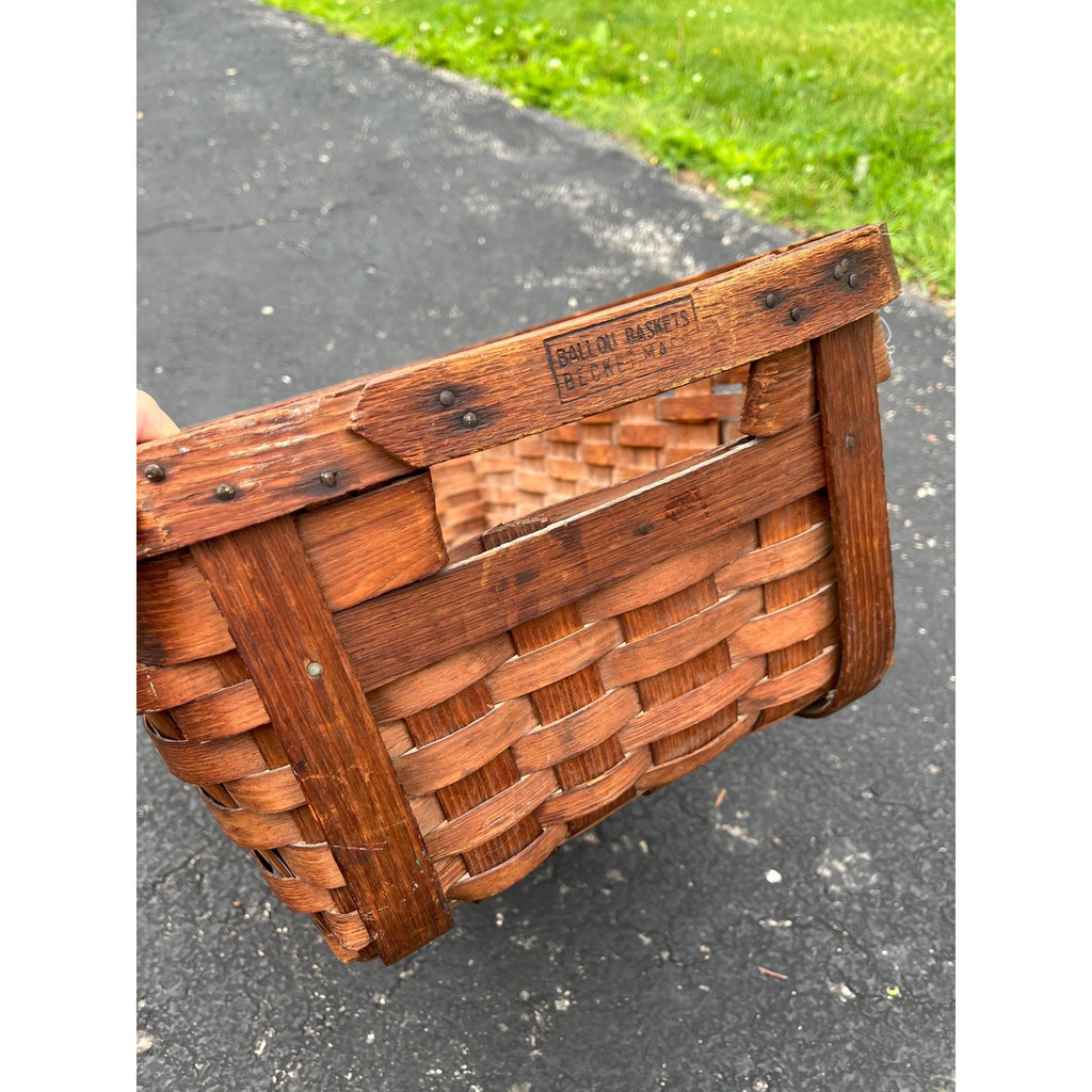 Antique Primitive Ballou Farm produce Market Basket Becket Mass Large Ash Splint Farmhouse