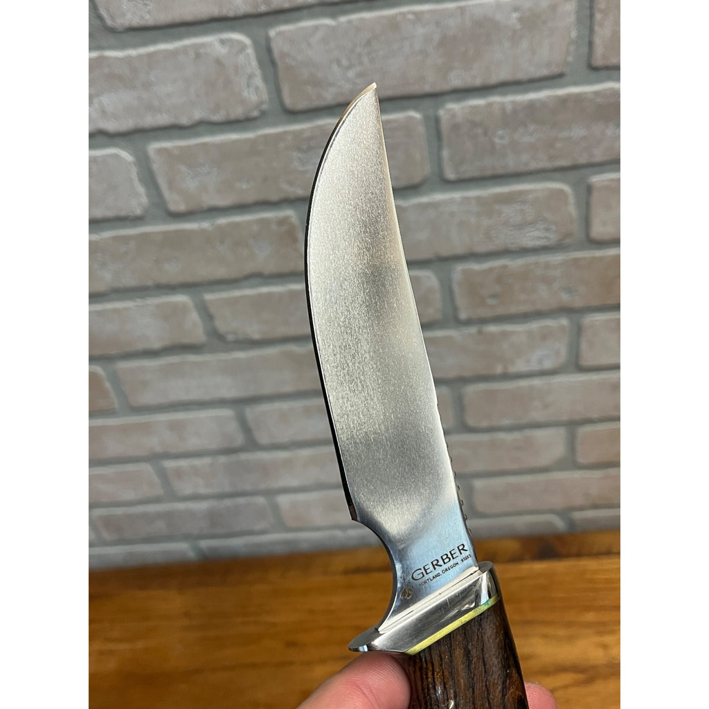 Gerber Model 525 "Mercury Marine" Presentation Knife w/ 525 Leather Sheath