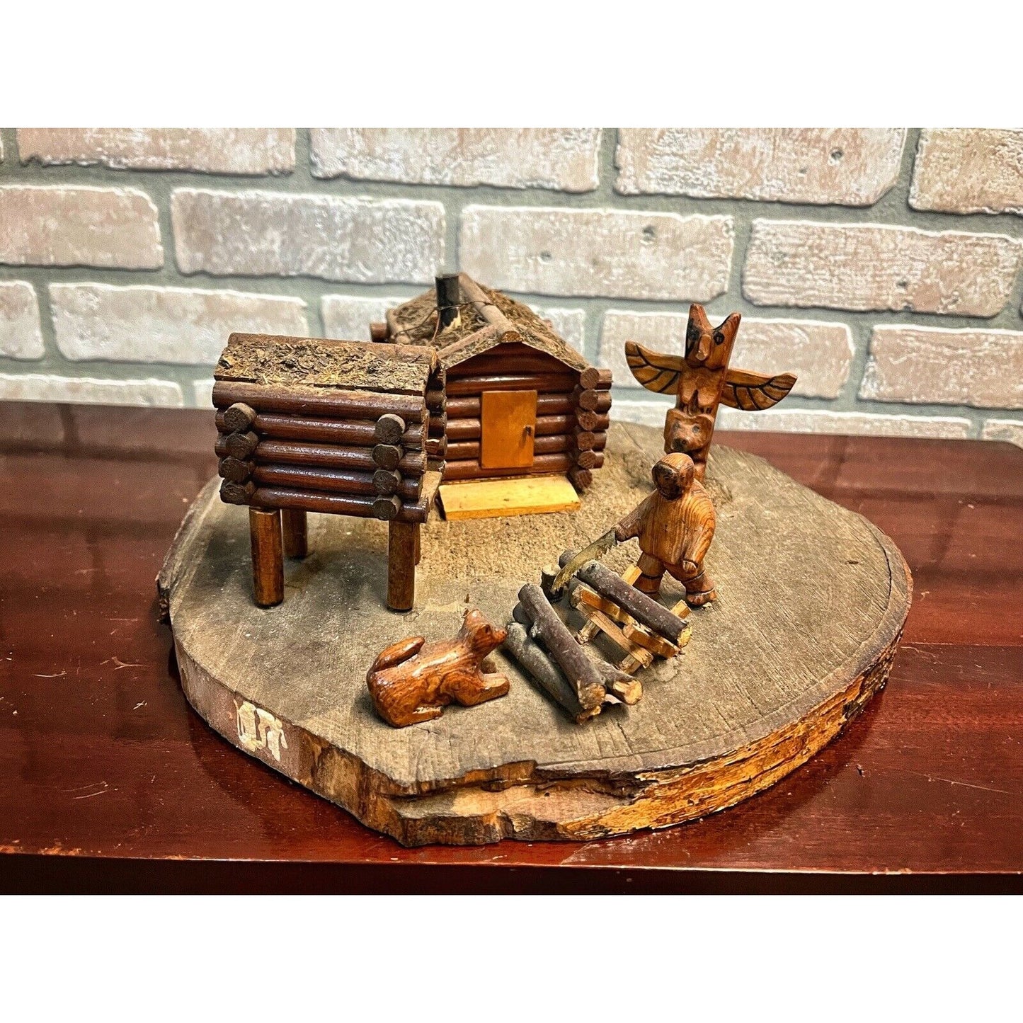 Vintage 1950s Alaskan Eskimo Inuit Cabin Scene Folk Art Vignette Figure Decor